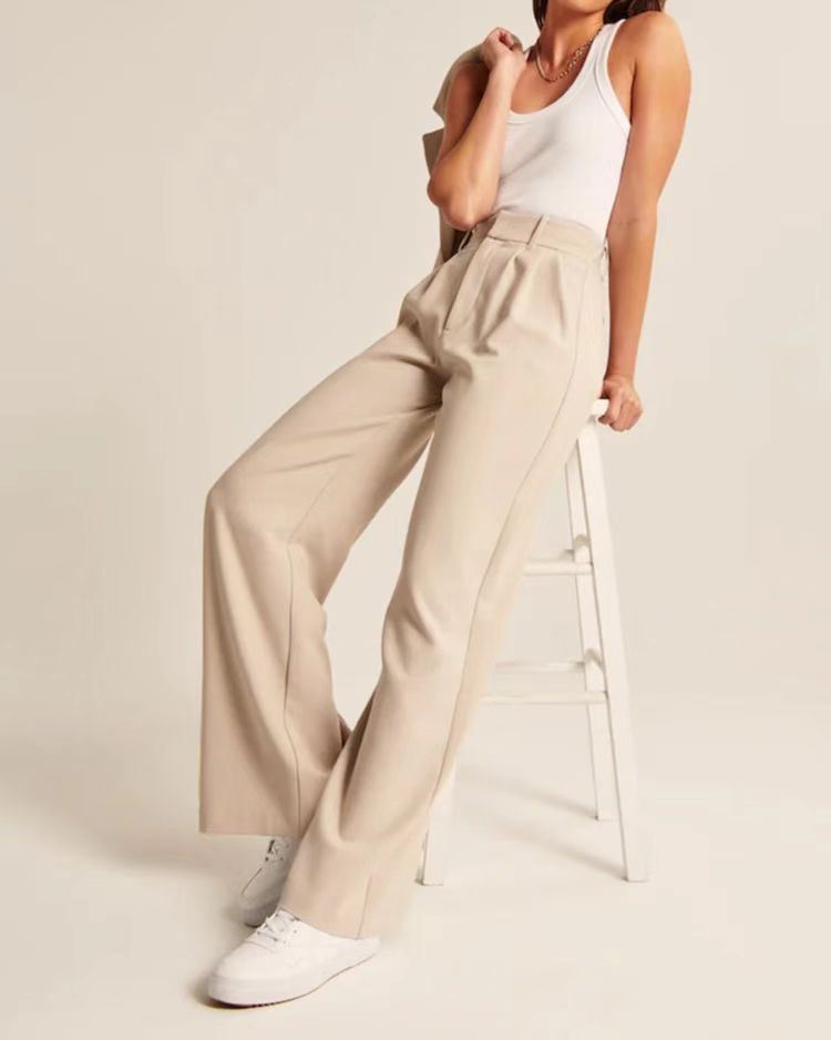 Latasha Wijduitlopende Pantalon met Plissé Details voor een Elegante Look voor dames