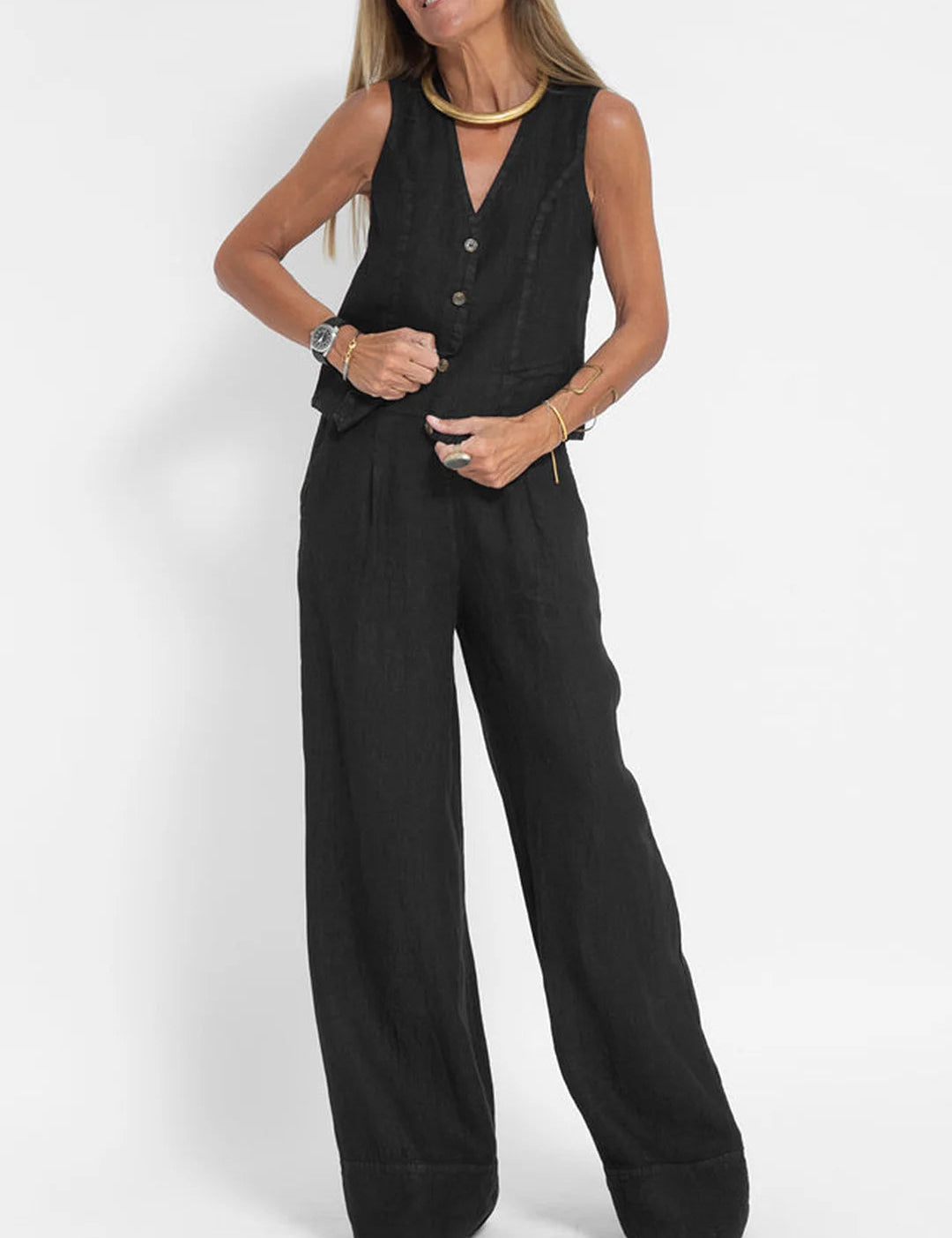 Dames set zwart linnen met V-hals gilet en wijde broek zij profiel