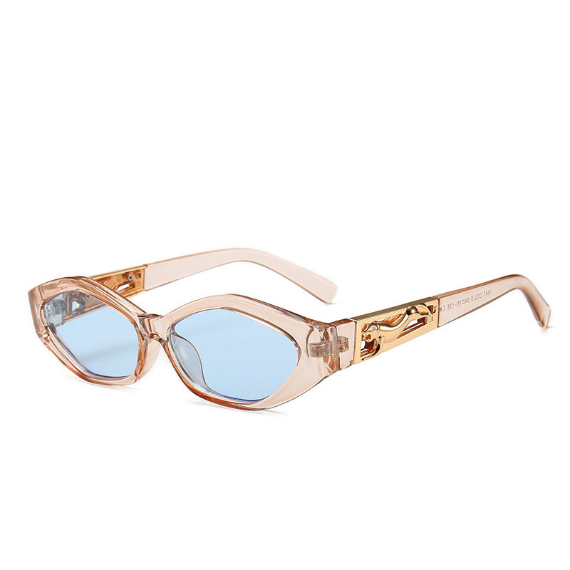 Zia cat eye zonnebril met ovaal montuur en statement pootjes voor dames