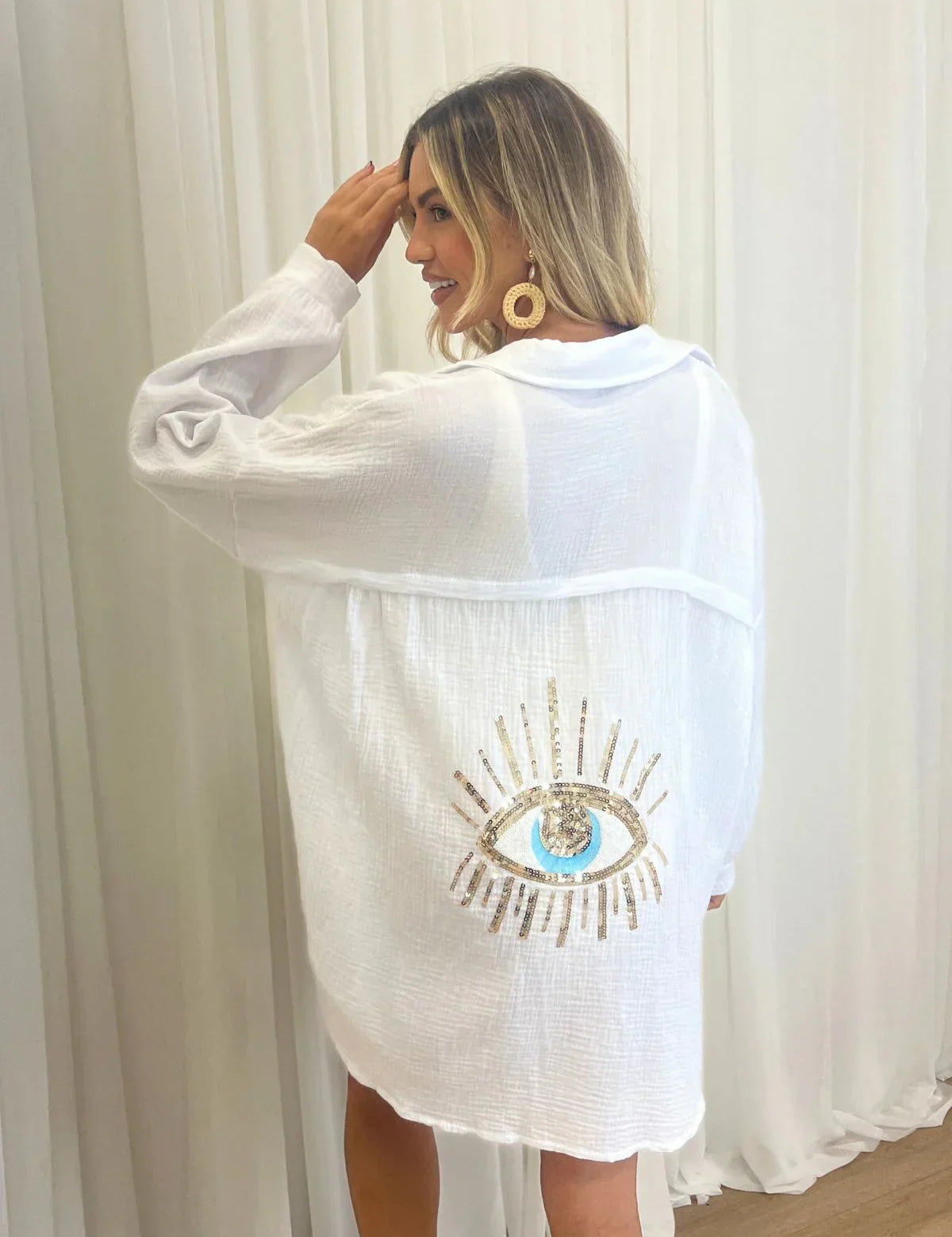 Oversized shirt with sequin eye detail, white, front view