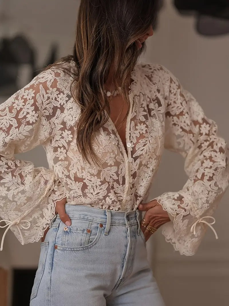 Fenna blouse met kanten bloemenpatroon lange mouwen en v-hals voor dames