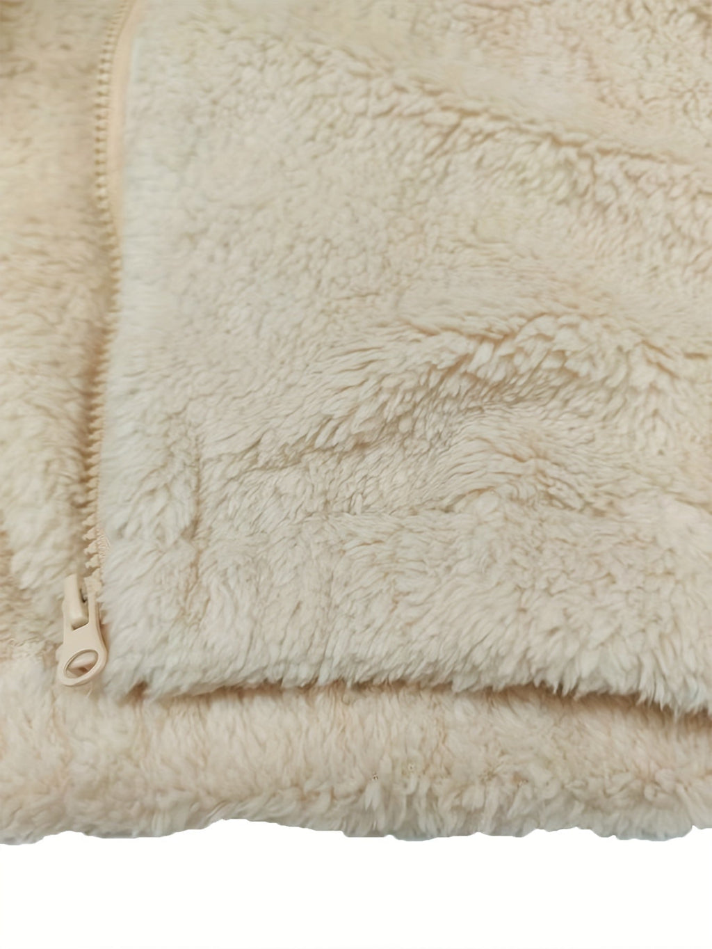 Trui Zachte Teddy Gilet beige detail schuine zoom