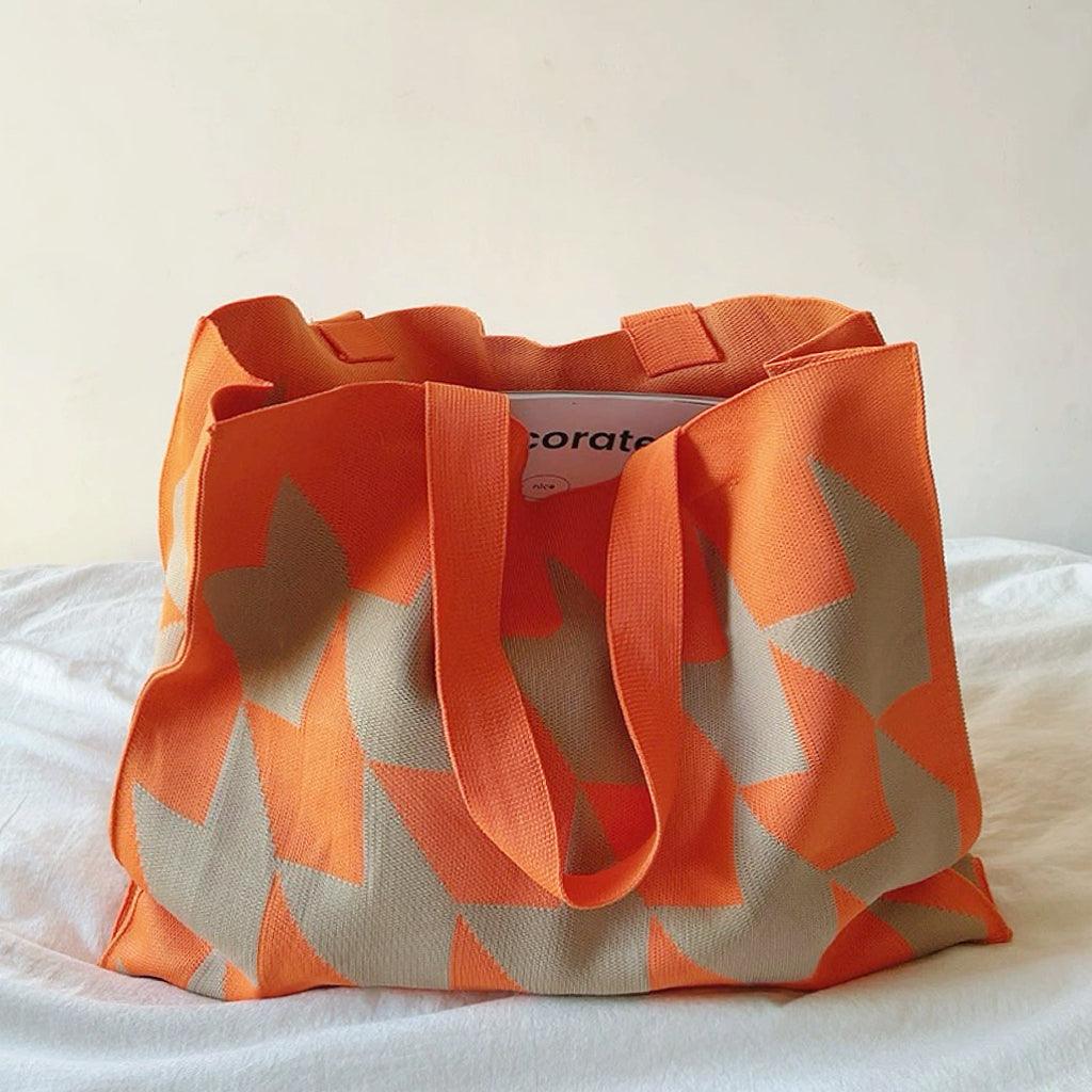 Shopper bag beige with pink and brown geometric pattern side view