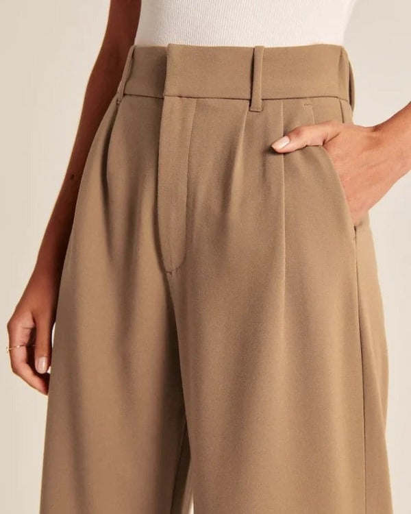 Broek dames bruin met hoge taille en brede pijpen detail shot