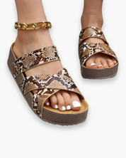 Noura open teen sandalen met verstelbare gesp voor dames