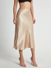 Midi skirt satin finish nude side profile