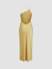 Evening dress yellow with split front close-up