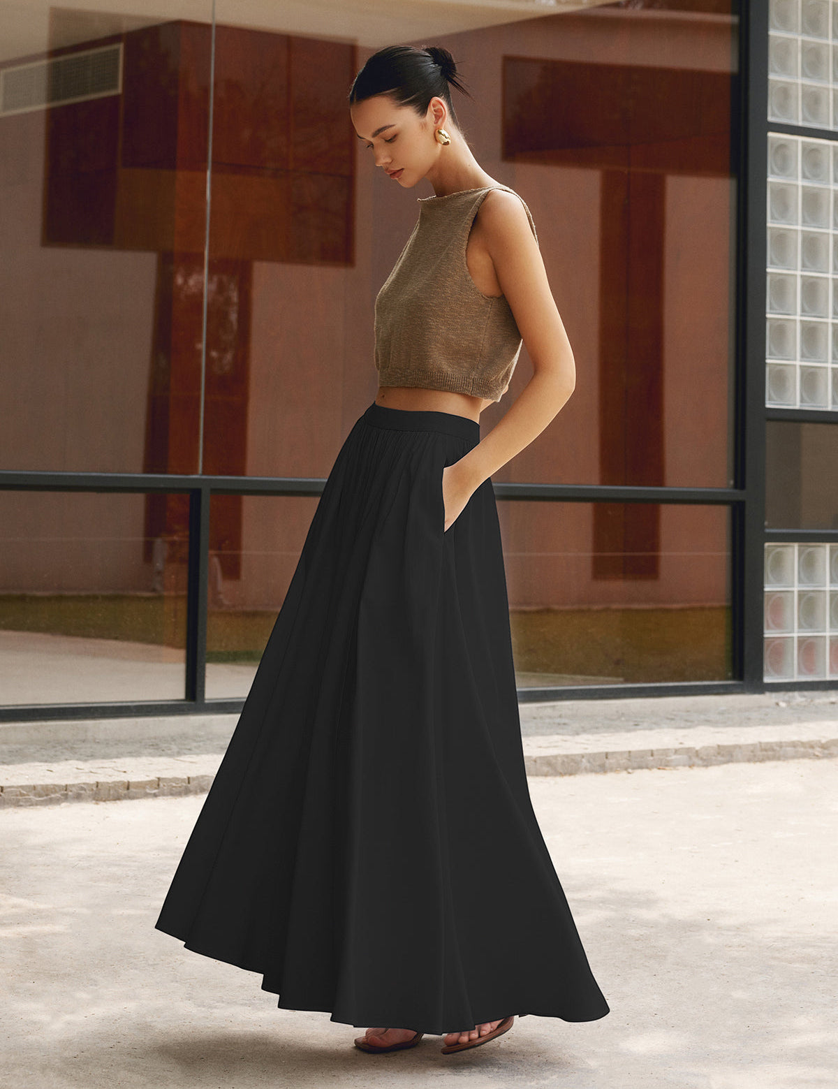 Linnen maxi rok zwart plissé look zijprofiel