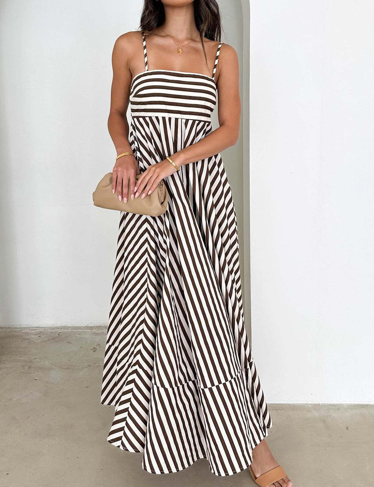 Maxi dress brown and white striped front view