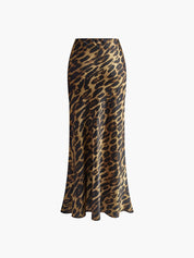 Maxi skirt leopard print side view isolated