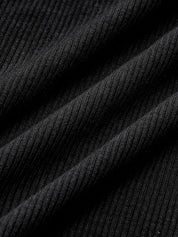 Black ribbed top stitching detail