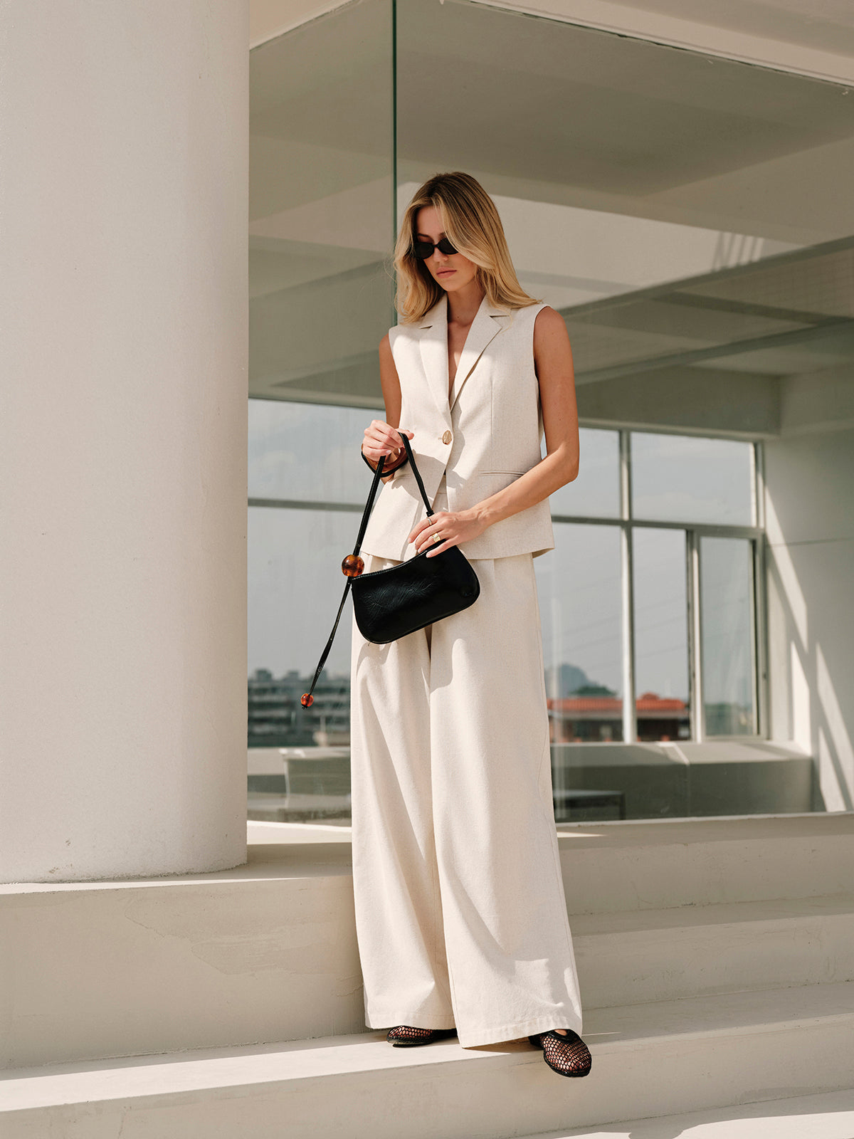 Linnen katoenen mouwloos vest wit front view