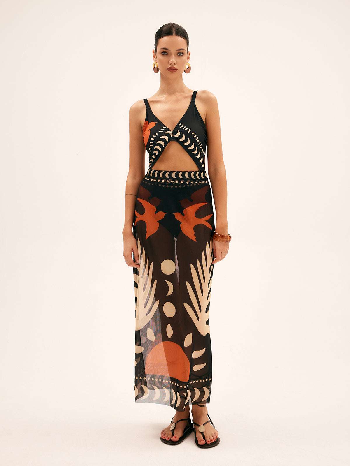 Maxi dress with cutouts and tropical print side view