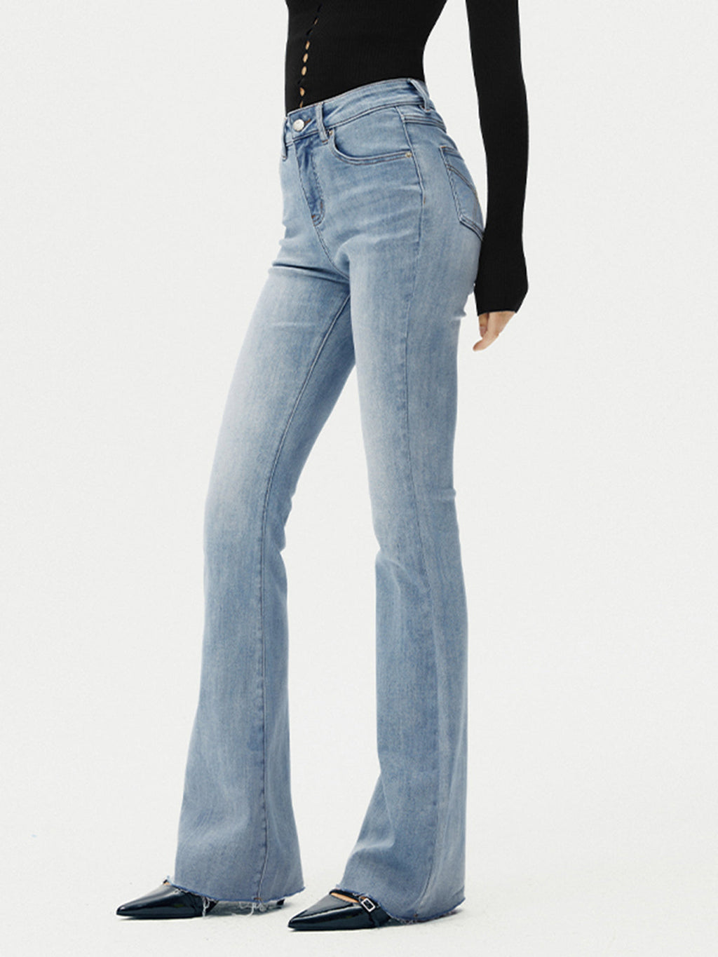 Blauwe jeans high-waist bootcut slim fit lichtblauw zijprofiel