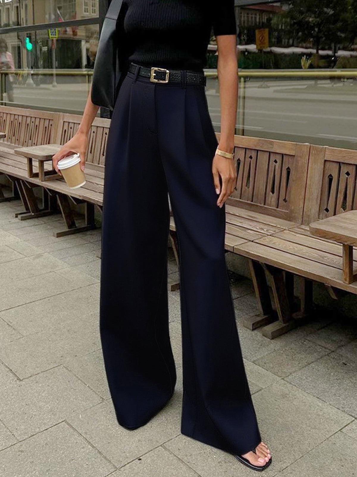 Cristi Elegante wijdbenige broek met flatterend silhouet voor dames