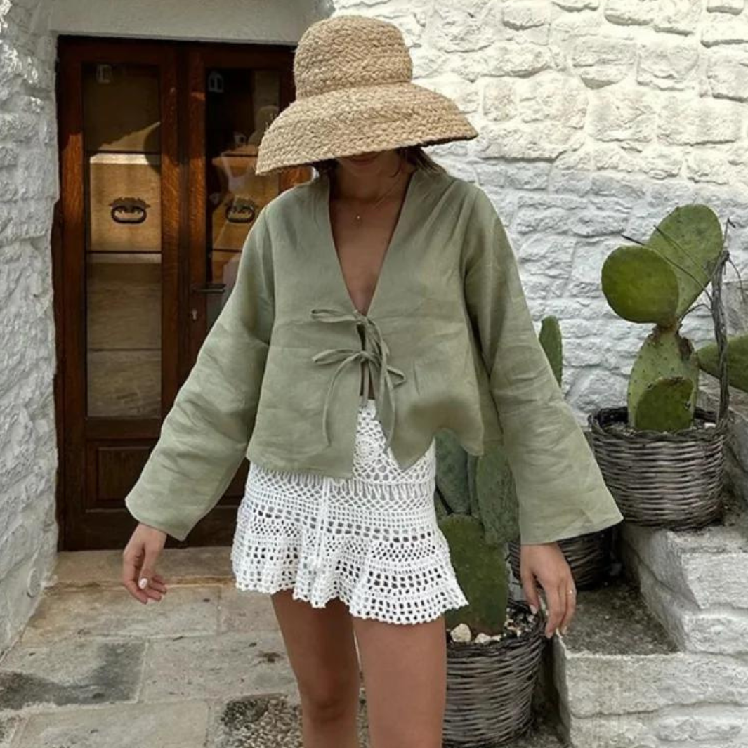 Linnen blouse met strikjes groen voorzijde