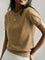 Trui dames beige korte mouwen close-up detail