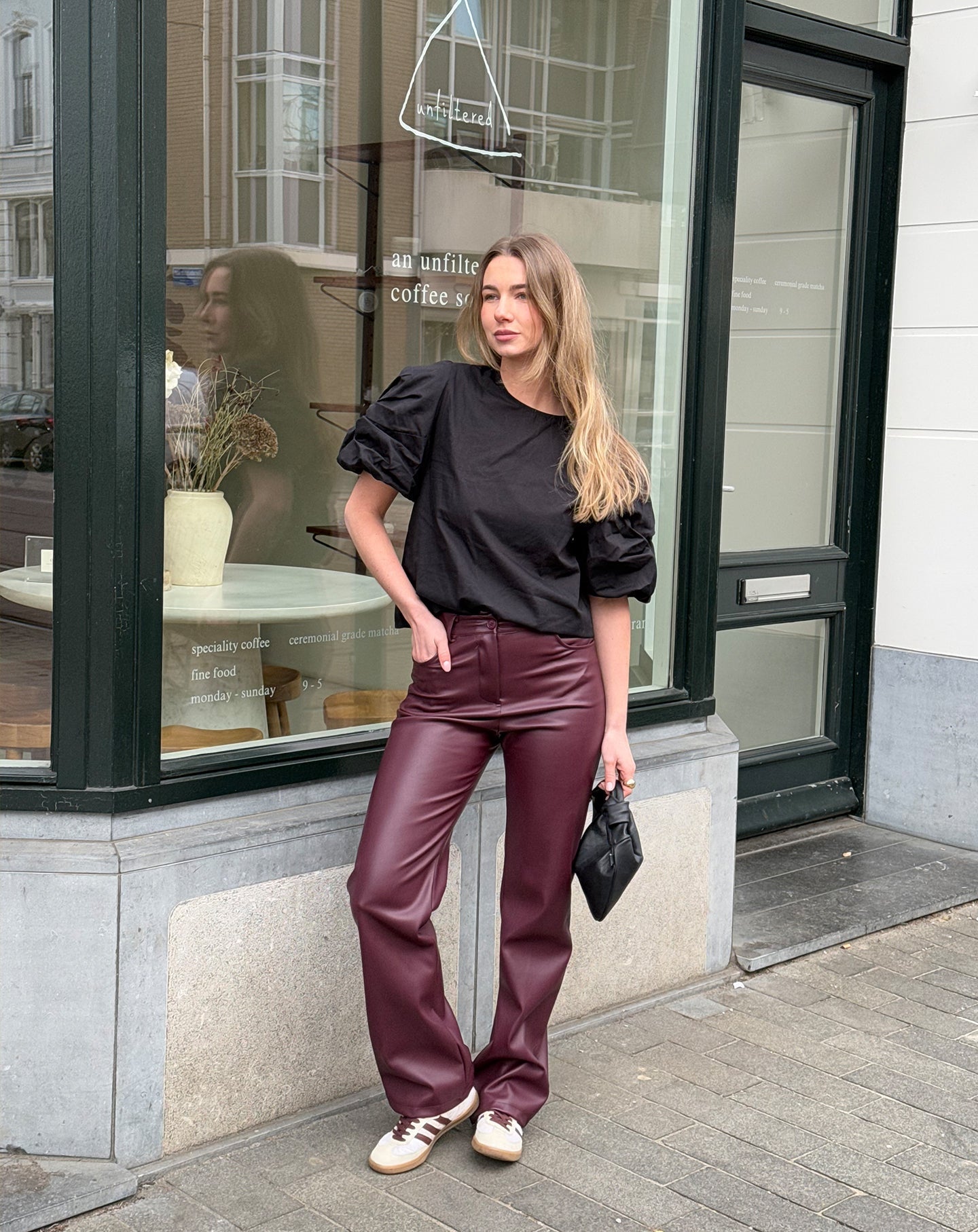 Bella | Dames Pantalon - Luxe PU, Straight Leg in Bordeaux Rood 1