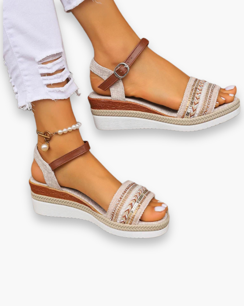 Sofia verstelbare zomersandalen met bandjes in grote maten voor dames