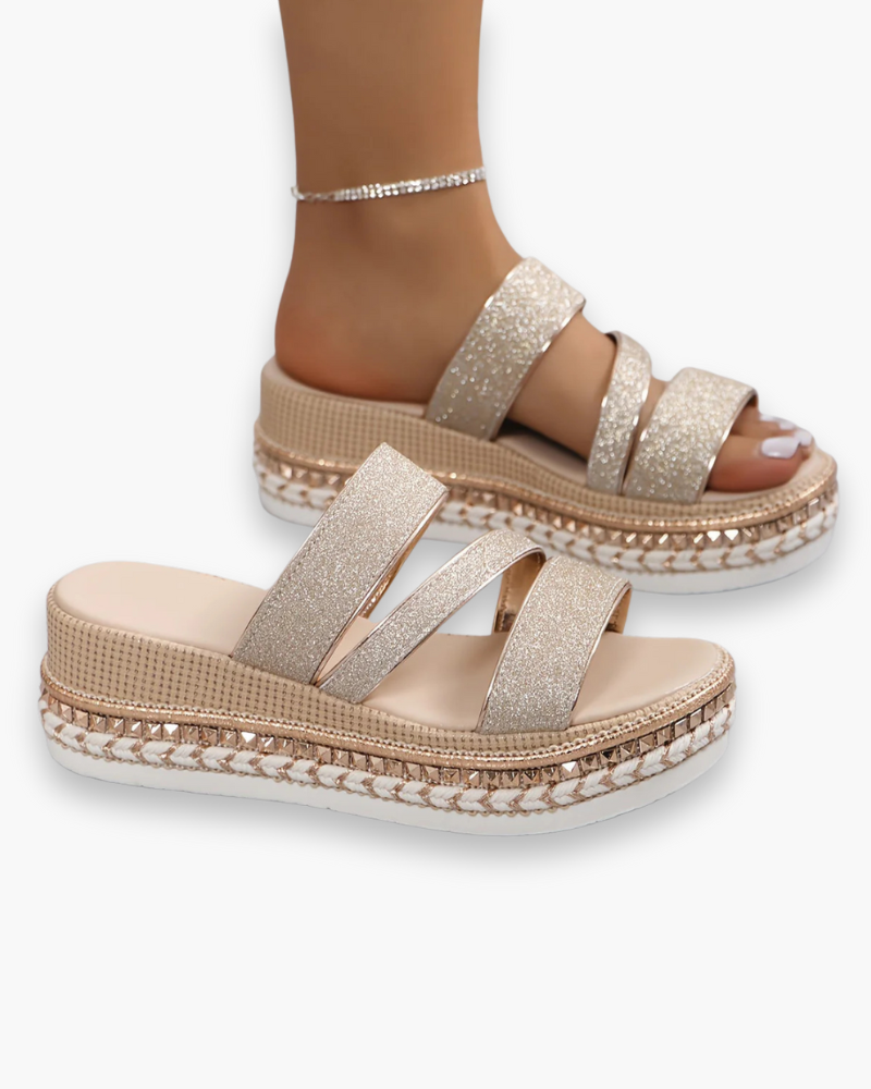 Zara Luchtige sandalen met open structuur en platte zool voor dames