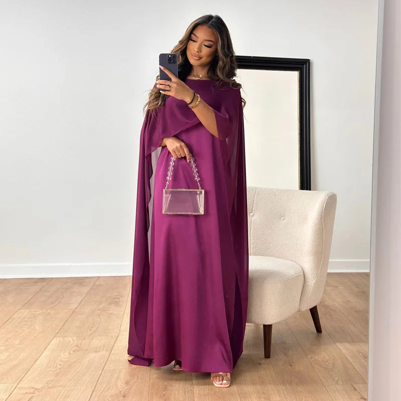 Kaftan jurk met luchtige cape mouwen paars model shot