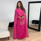 Kaftan jurk met luchtige cape mouwen roze model shot