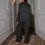 Dames pyjama set zwart gestreept zijdeachtig achterzijde