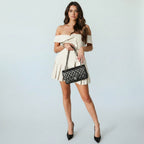 Camille Tweedelige set met luxe knopen en een chique bordeauxrode uitstraling voor dames