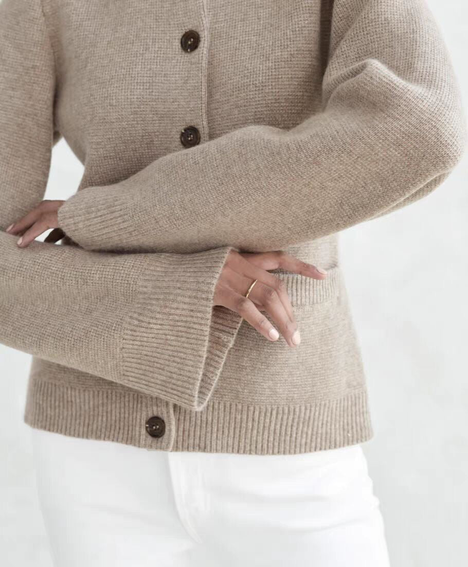Knit vest beige with bell sleeves and brown buttons front view