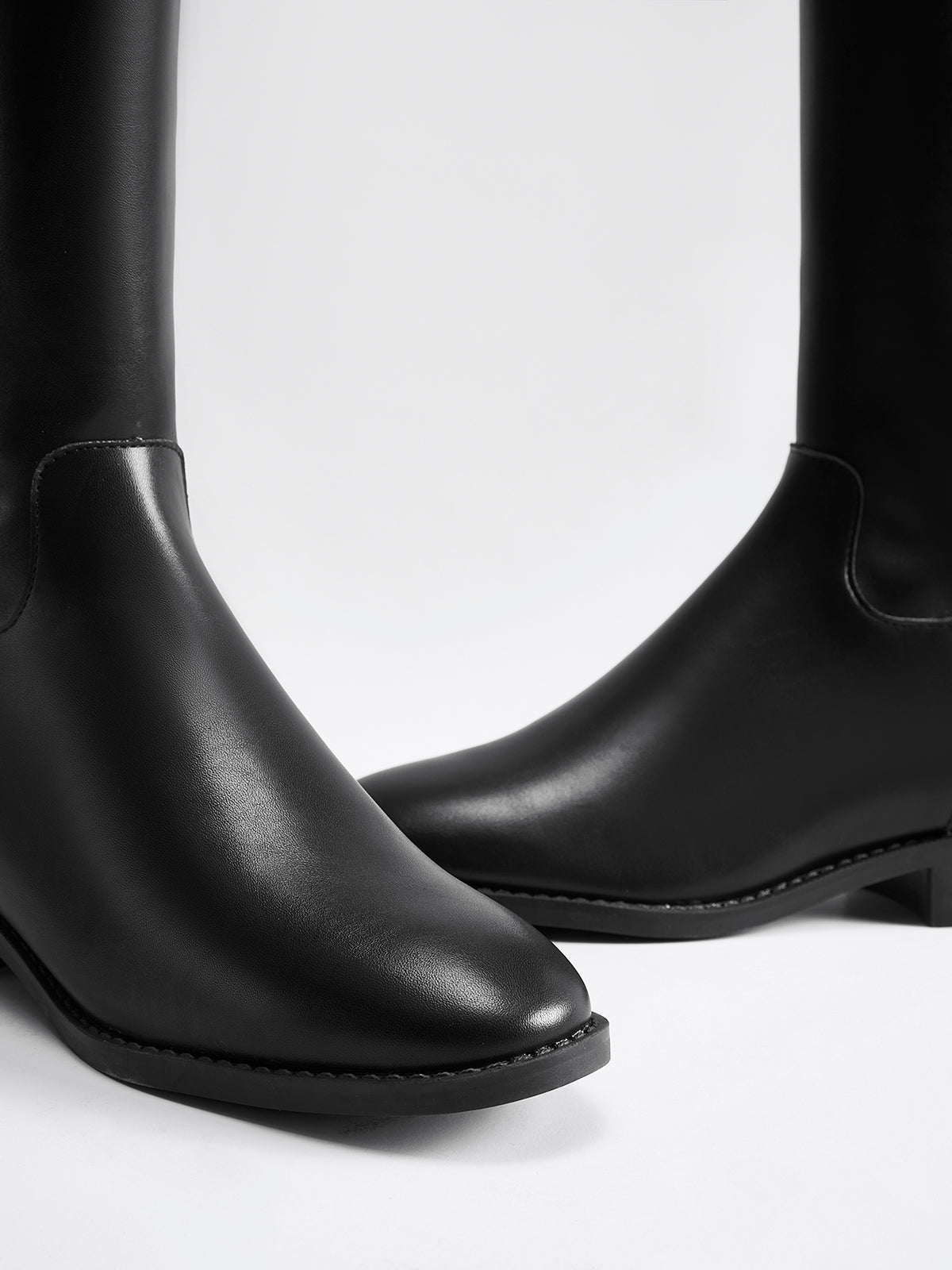 Kira | Dames Laarzen - Kniehoog Met Riem, Stijlvol en Comfortabel 4