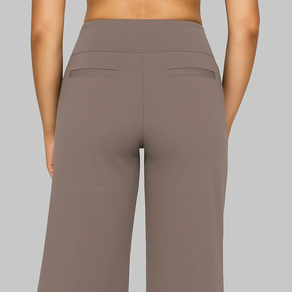Broek dames taupe comfort fit achterzijde