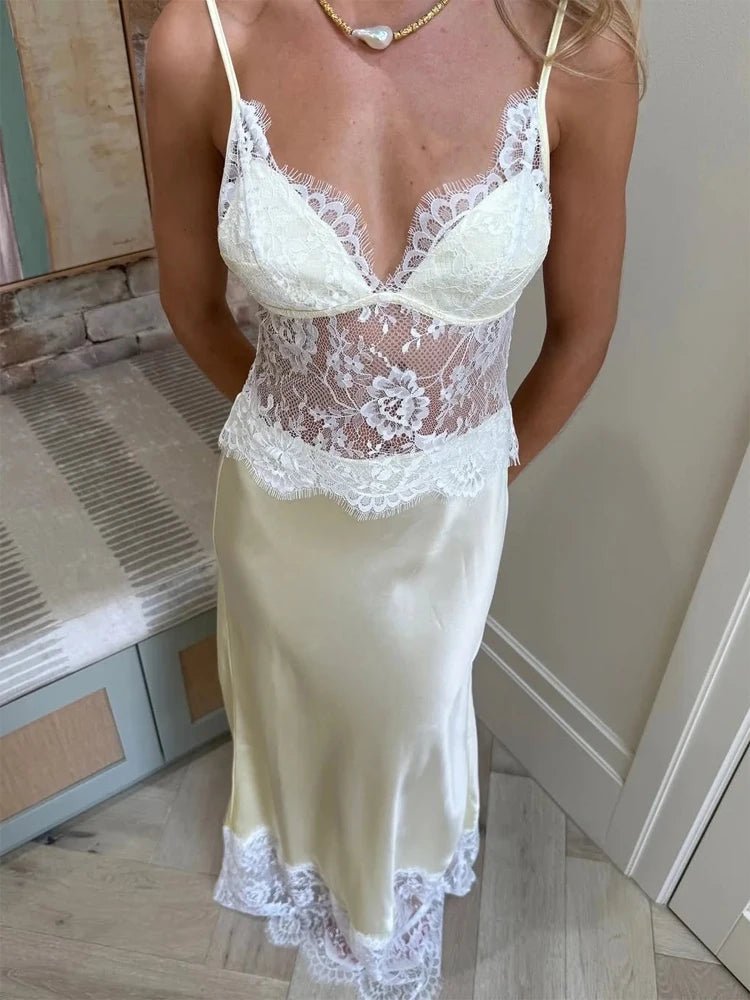 Lora | Dames Gala Jurk - Luxe Satijn en Kant, Off-Shoulder Design 1