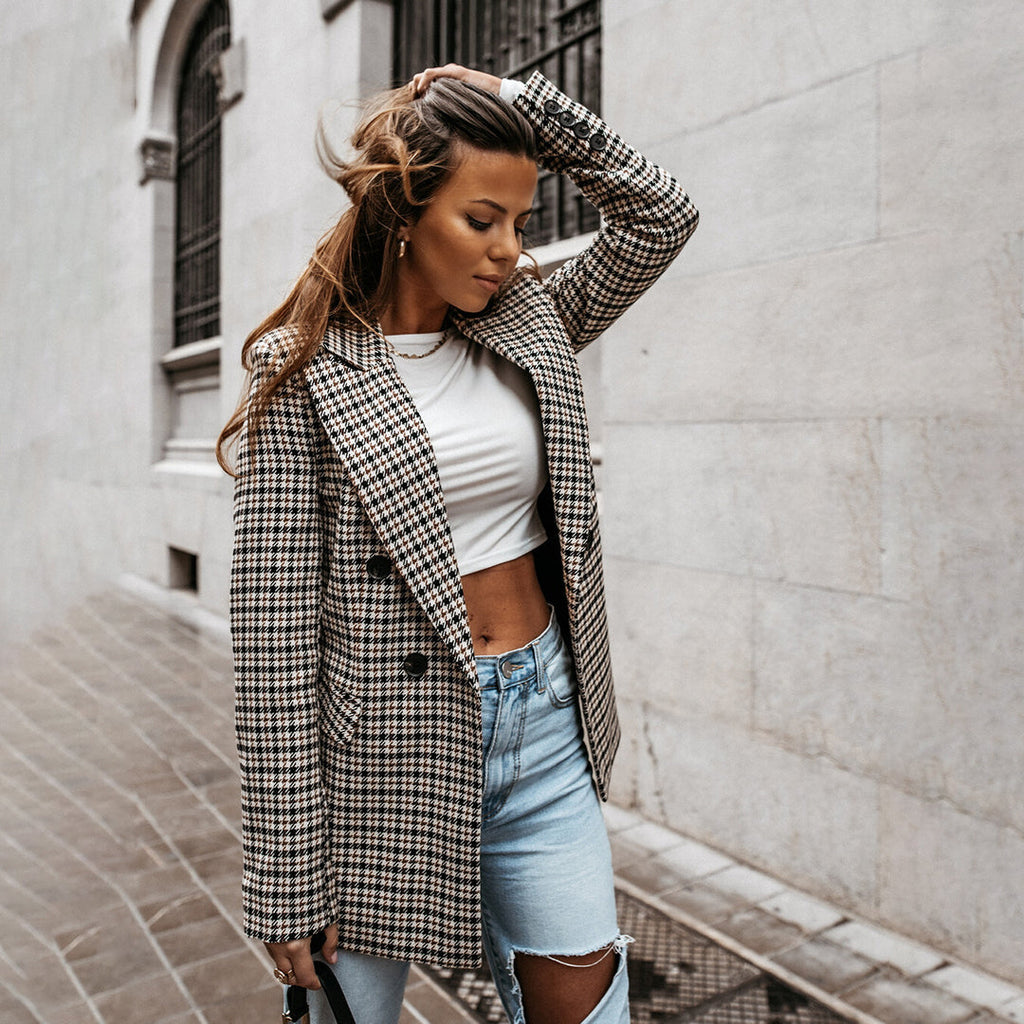 Blazer houndstooth pattern side view
