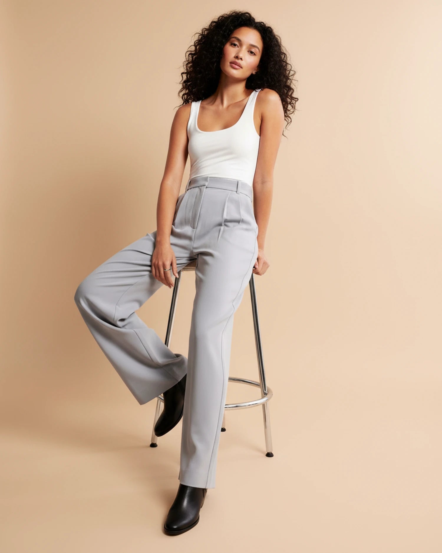 Mova | Zwarte Damesbroek Hoge Taille - Geplooide Pijpen, Elegant 9