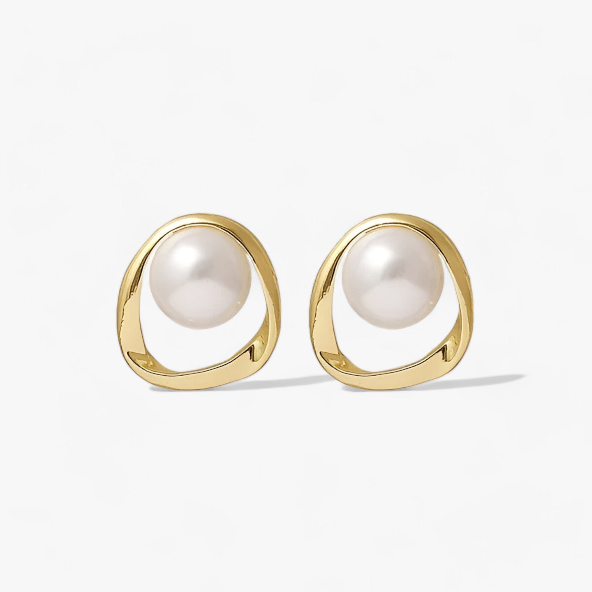Oriana | Gouden Oorbellen Dames - Imitatieparels met Luxe Afwerking 0