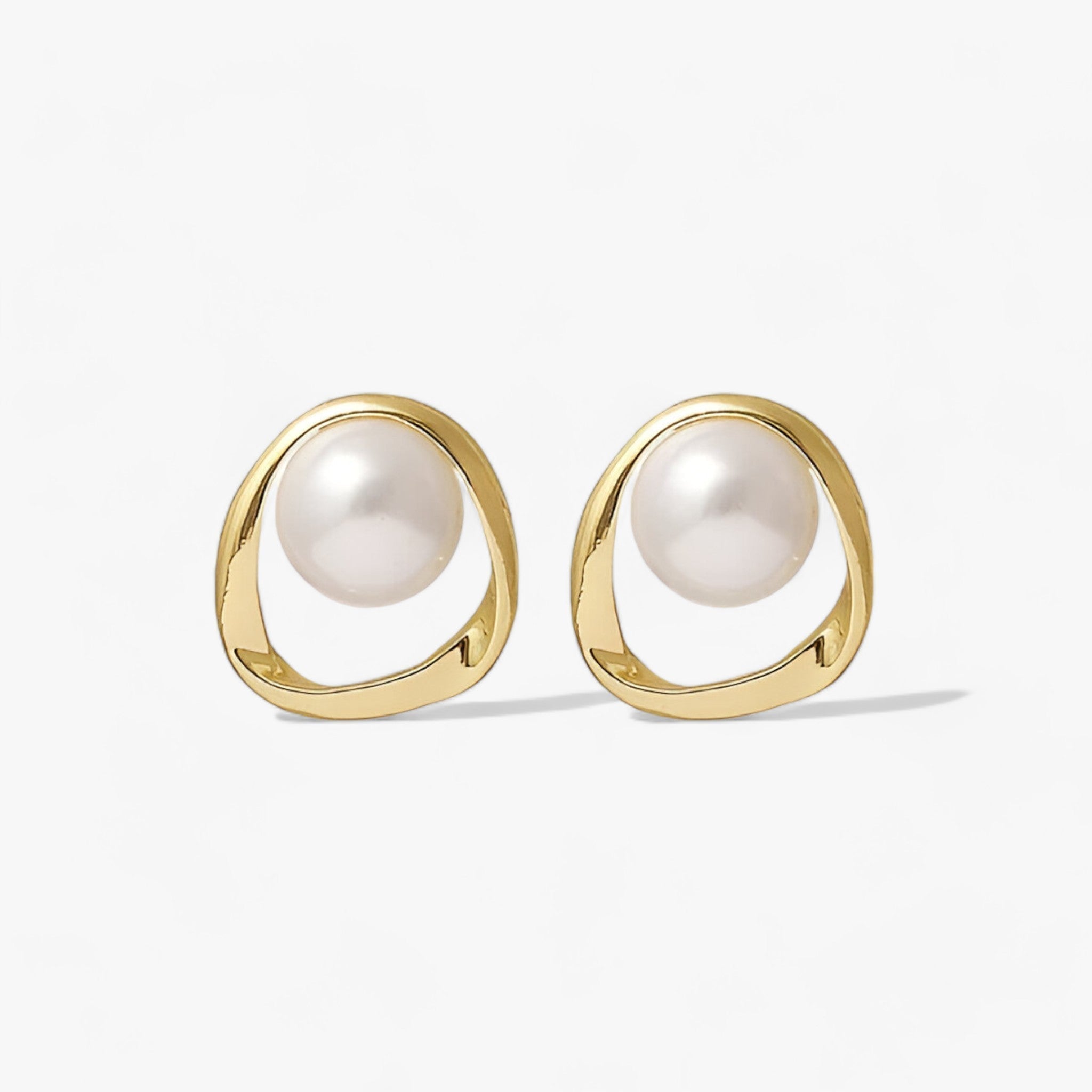 Oriana | Gouden Oorbellen Dames - Imitatieparels met Luxe Afwerking 0