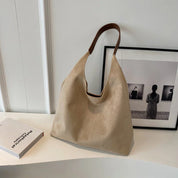 Liva Tote bag in zacht suède met ruim hoofdvak