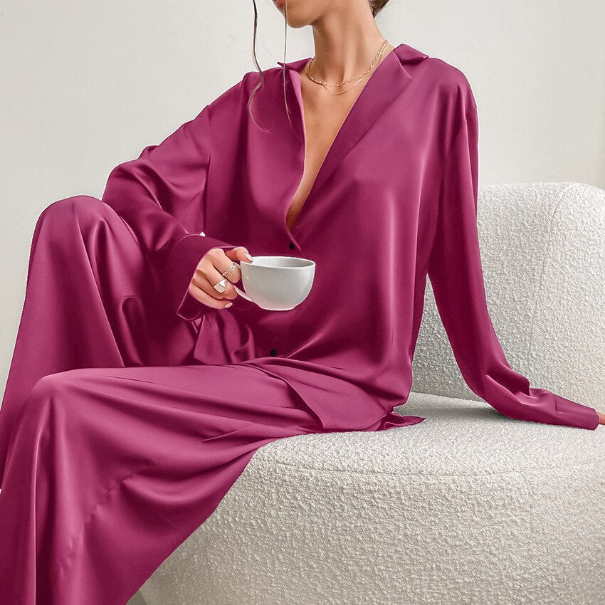Rozella | Pyjamaset met knoopsluiting en wijde pijpen van satijn voor dames