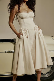 Korset jurk met wijde rok witte stof detail schot