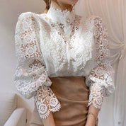 Elira Blouse met kanten details voor dames in maten S tot XL