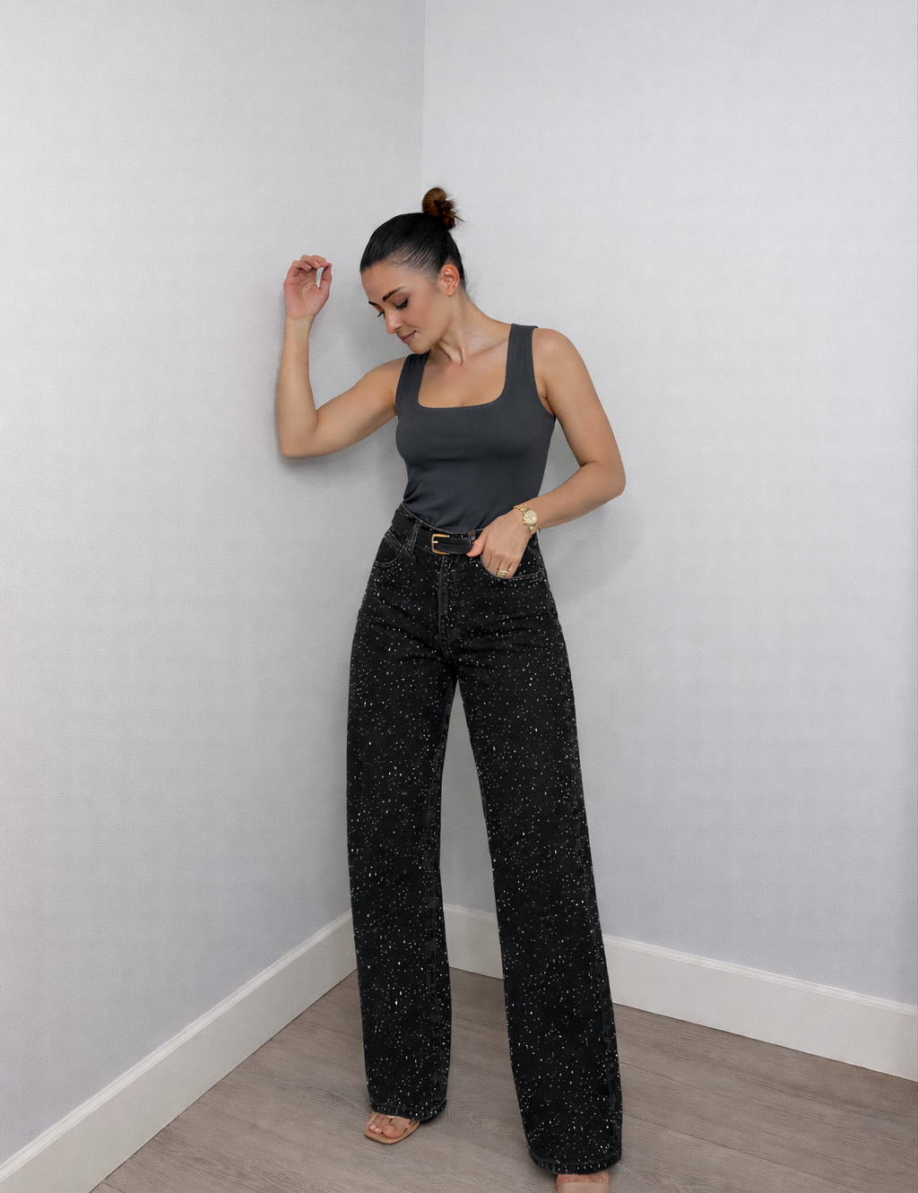 Sanay_Rechte_High_Waist_Jeans_met_Glitter_Details2.png