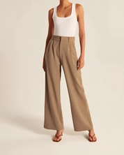 Breed pijpenbroek beige met hoge taille front view