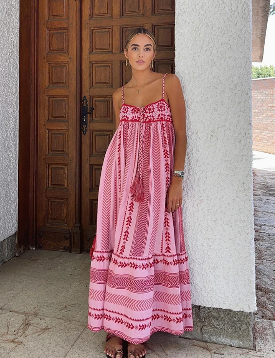 Maxi dress pink with red embroidery front view