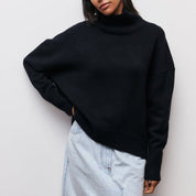 Turtleneck trui zwart met ruitpatroon front view