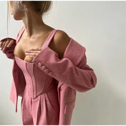 Damesblazer roze met knopen en losse mouwen, front view