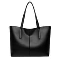 Leren schoudertas zwart met verstelbare riem front view