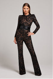 Jumpsuit zwart kant met sequins en riem detail shot