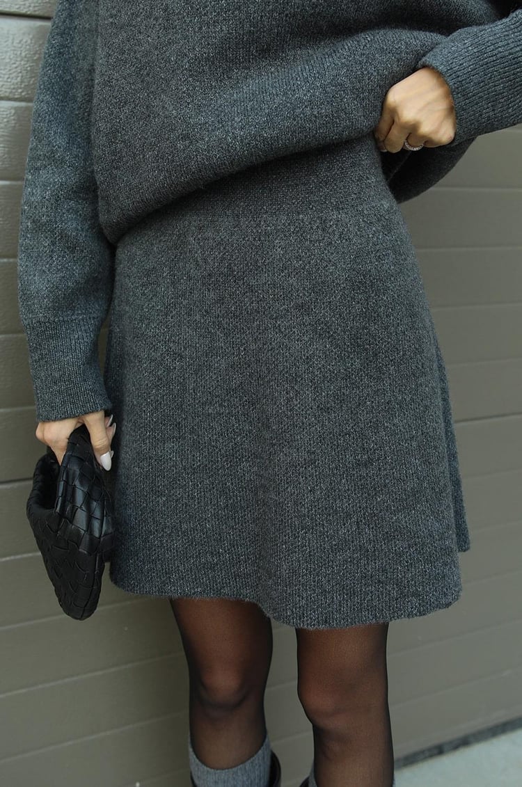 Gebreide set met top en rok, donkergrijs, front view
