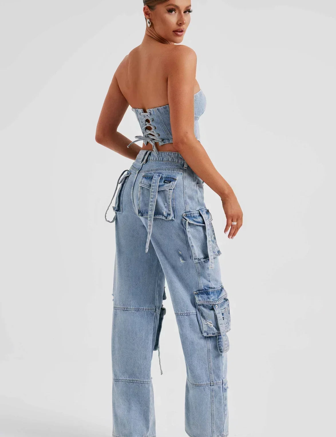 Tweedelige denim set met korset en cargo jeans, lichtblauw, zijprofiel