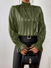 Blouse met Geplooide Hals groen gestreept close-up